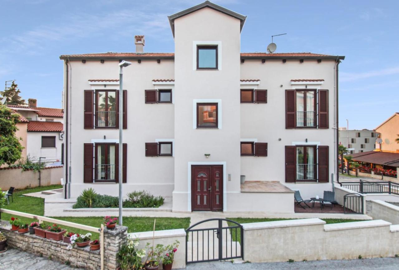 Apartments Villa Alba II ポレッチ エクステリア 写真