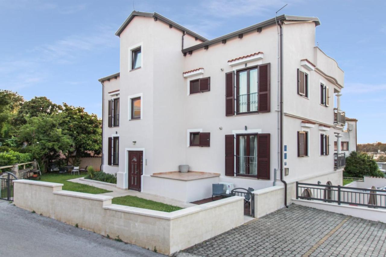 Apartments Villa Alba II ポレッチ エクステリア 写真